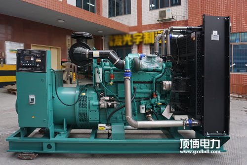 采購柴油發(fā)電機(jī)組選哪個(gè)品牌好？玉柴or濰柴，康明斯or上柴？