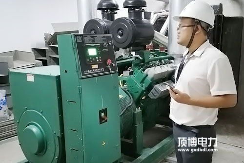 你不知的柴油發(fā)電機組使用油門誤區(qū)，大還是?。?/></p><p style=