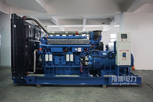 柴油發(fā)電機(jī)組油底殼的機(jī)油中為什么有柴油？