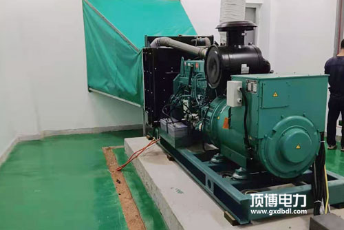 柴油發(fā)電機(jī)組好處多，發(fā)動(dòng)機(jī)使用柴油要慎重