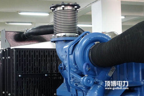 購(gòu)買柴油發(fā)電機(jī)組為什么要選品牌發(fā)動(dòng)機(jī)OEM認(rèn)證廠家