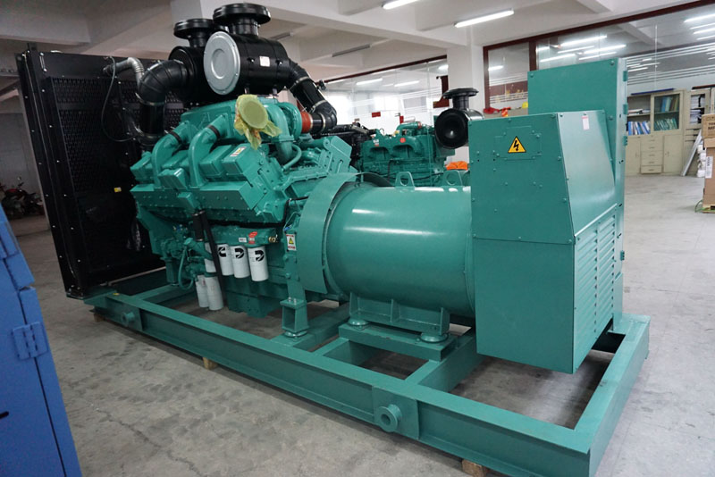200KW康明斯 上?？破蛛姍C 眾智控制器